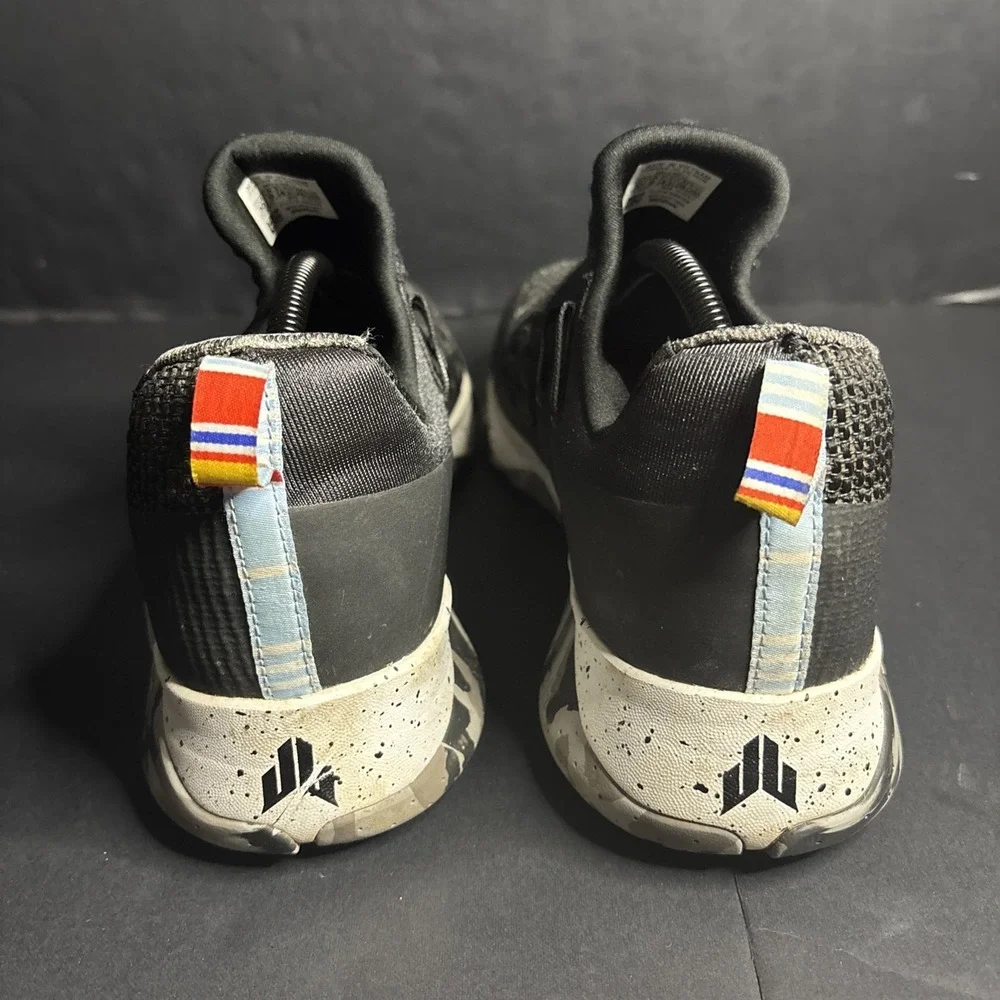 Size 10 - Reebok JJ 3 Black - EF8563